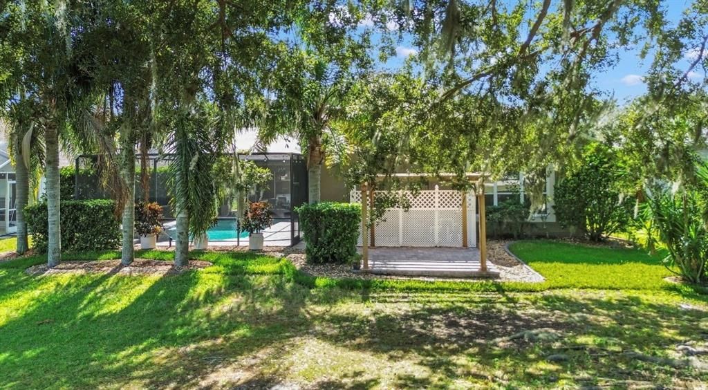 For Sale: $574,900 (4 beds, 3 baths, 3032 Square Feet)