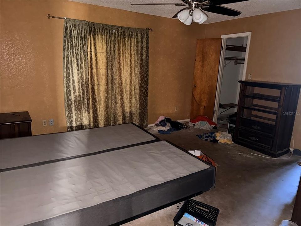 待售: $325,000 (3 贝兹, 2 浴室, 1719 平方英尺)