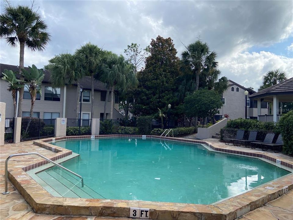 For Rent: $1,450 (1 beds, 1 baths, 749 Square Feet)