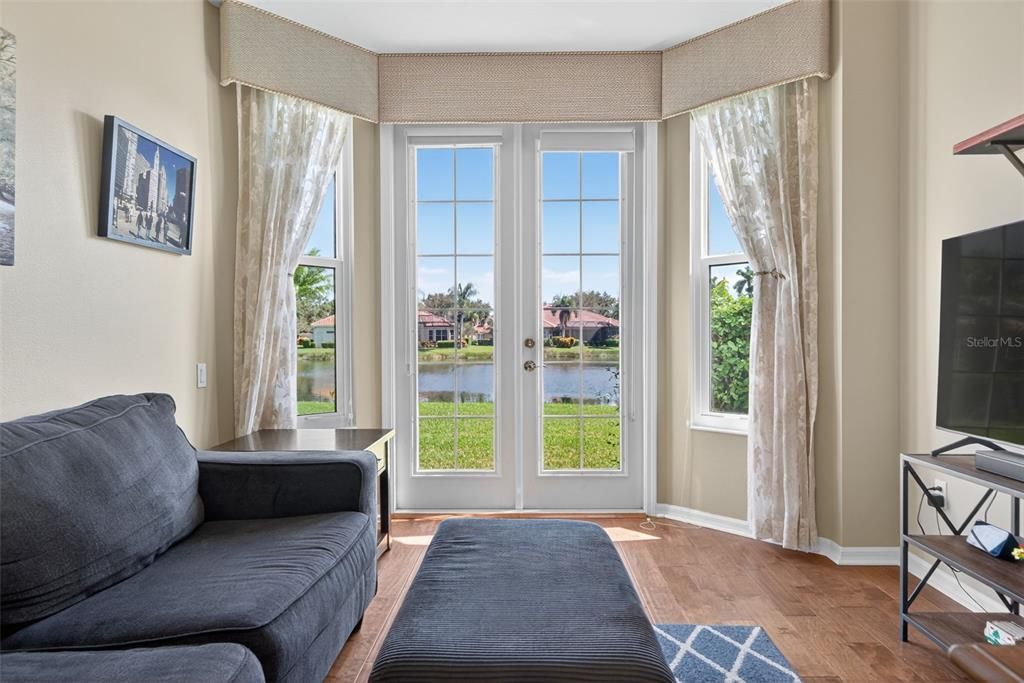 En Venta: $1,150,000 (4 camas, 3 baños, 3583 Pies cuadrados)