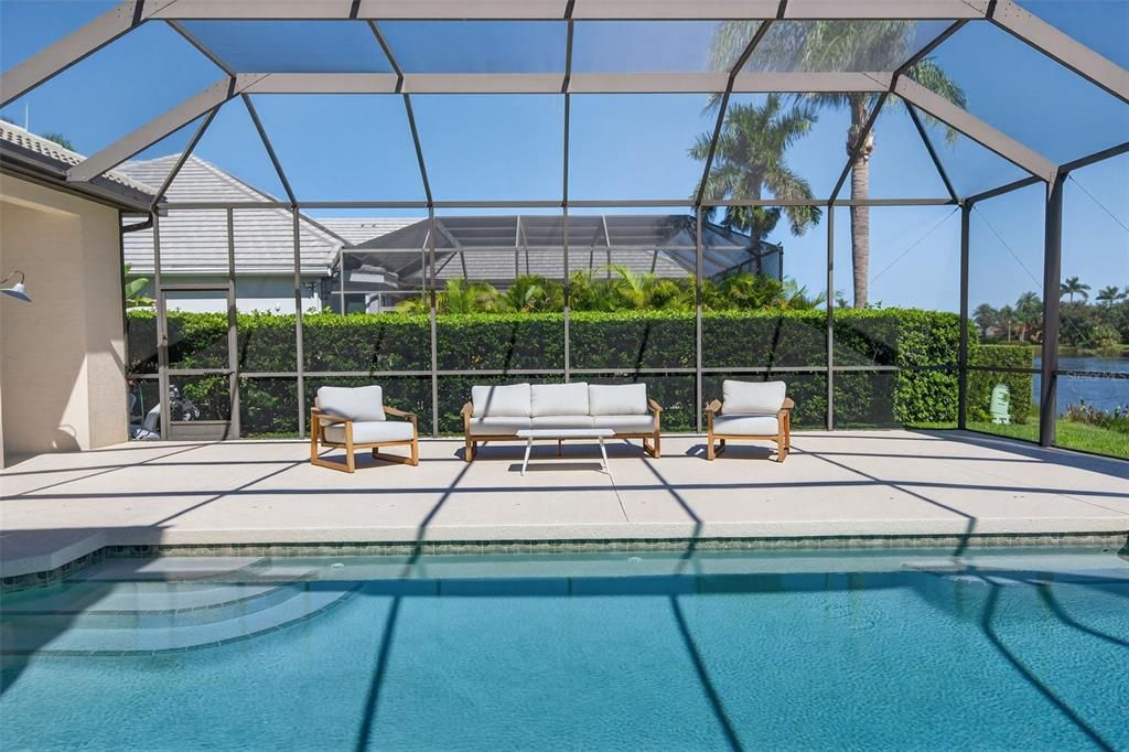 En Venta: $1,150,000 (4 camas, 3 baños, 3583 Pies cuadrados)