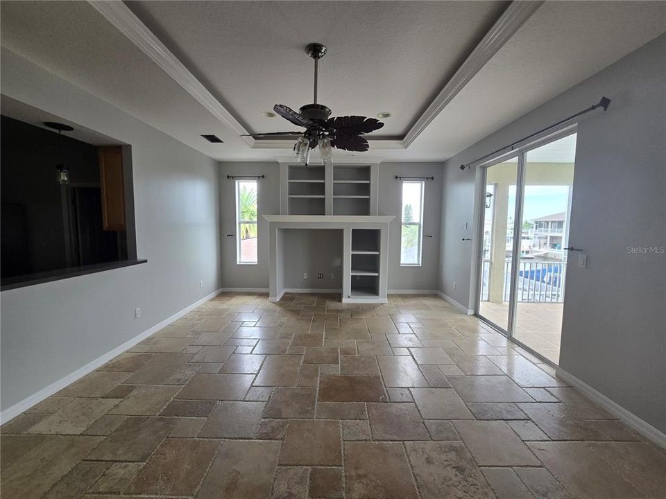 В аренду: $3,300 (4 спален, 2 ванн, 2042 Квадратных фут)