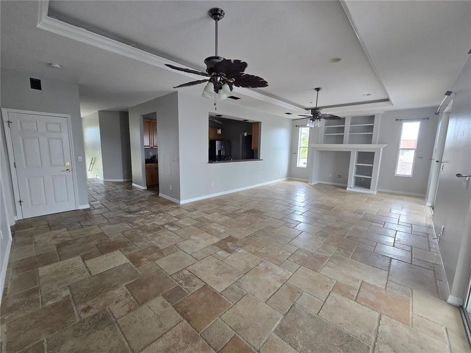 В аренду: $3,300 (4 спален, 2 ванн, 2042 Квадратных фут)