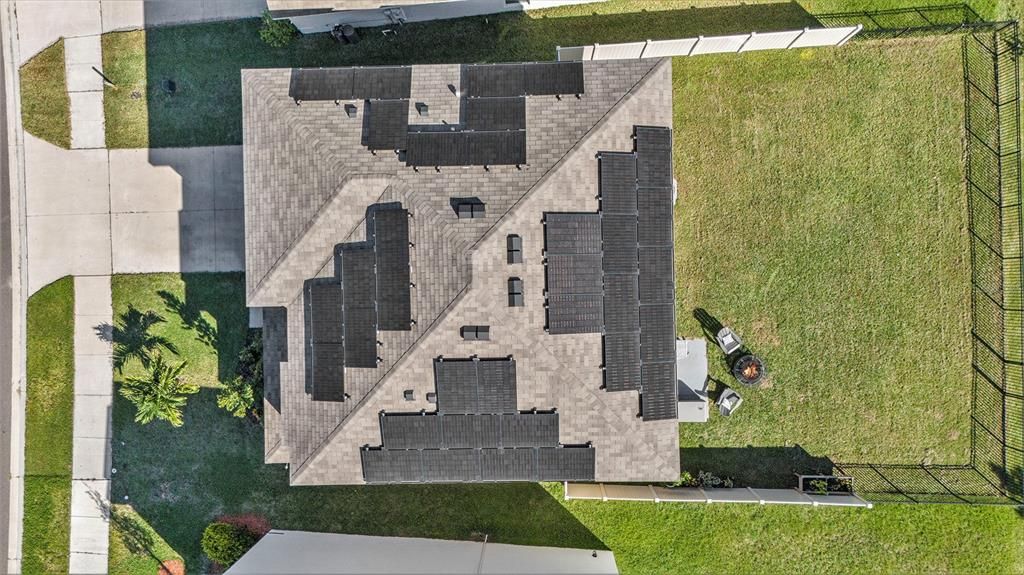 En Venta: $393,990 (5 camas, 3 baños, 2605 Pies cuadrados)