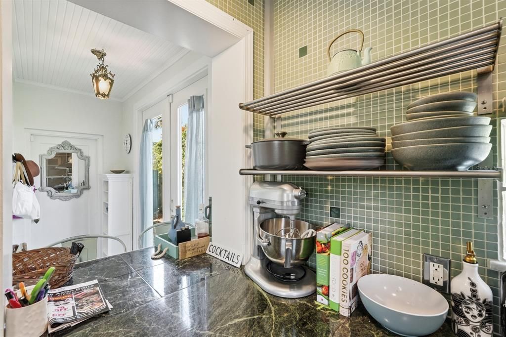 For Sale: $369,000 (3 beds, 2 baths, 1527 Square Feet)