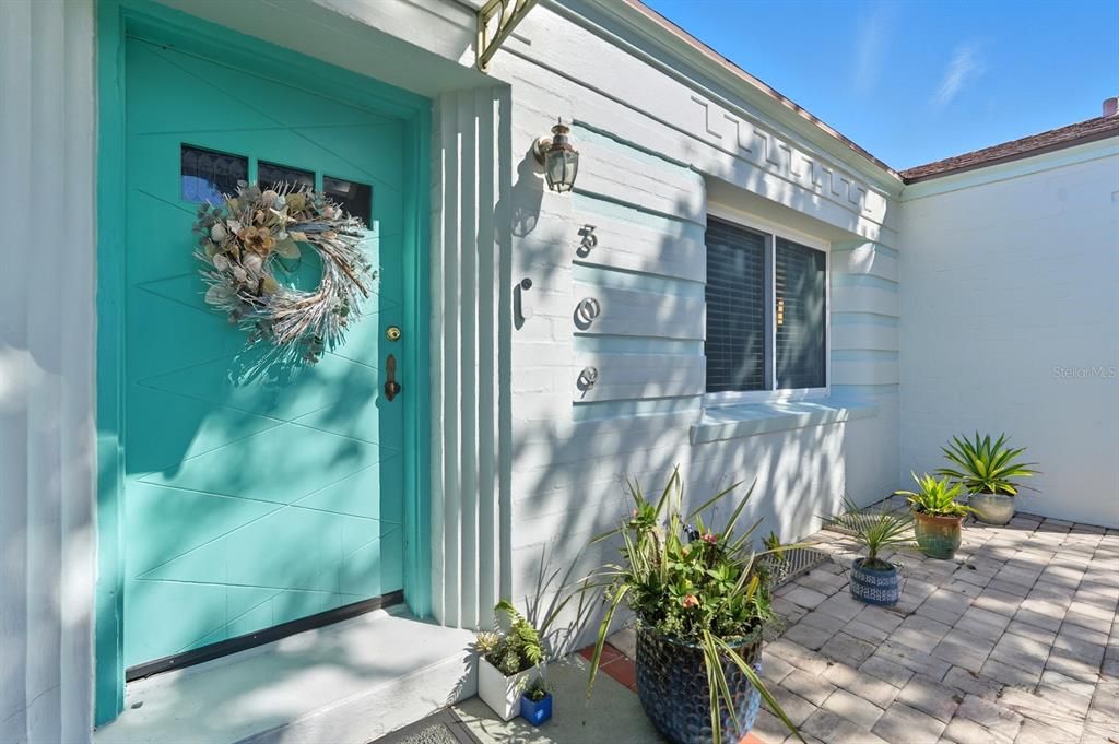 For Sale: $369,000 (3 beds, 2 baths, 1527 Square Feet)