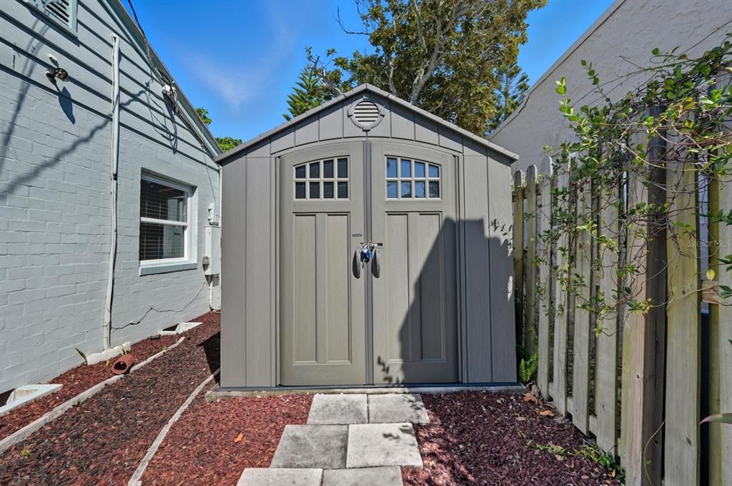 For Sale: $369,000 (3 beds, 2 baths, 1527 Square Feet)