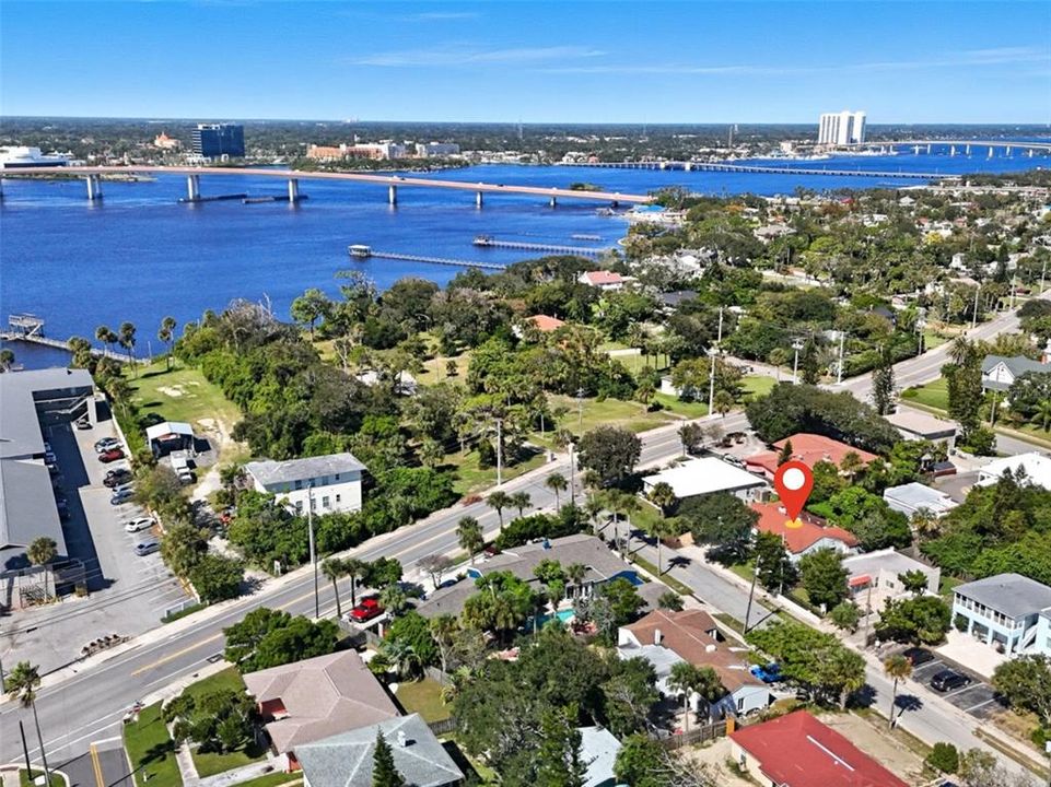 For Sale: $369,000 (3 beds, 2 baths, 1527 Square Feet)