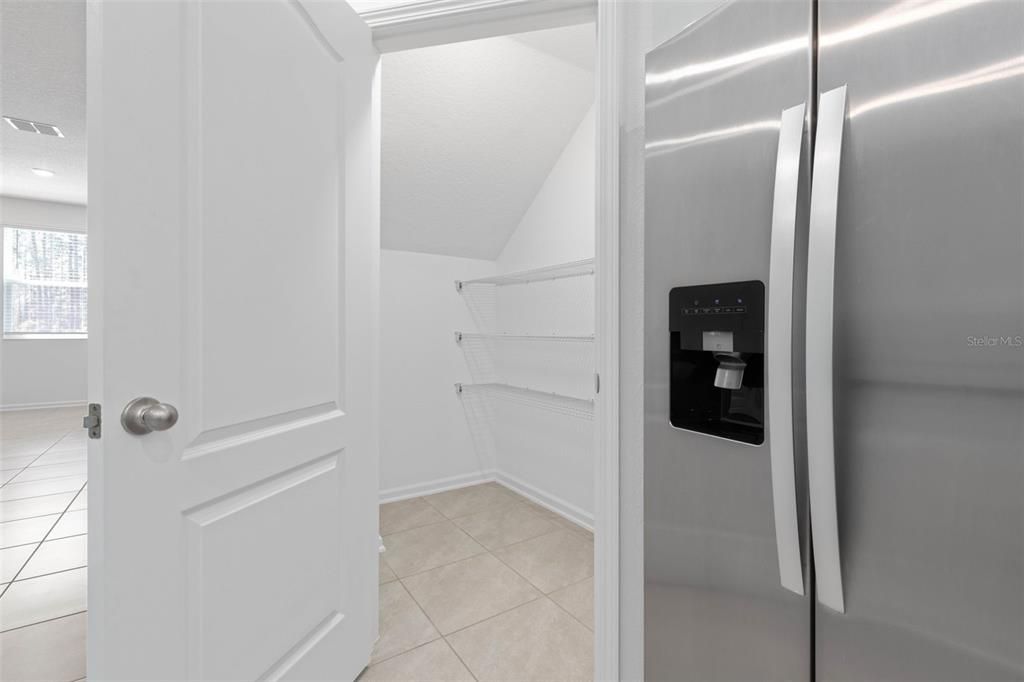 For Sale: $275,000 (3 beds, 2 baths, 1795 Square Feet)