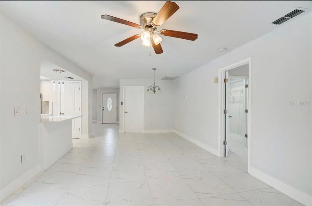 出租: $2,290 (3 贝兹, 2 浴室, 1430 平方英尺)