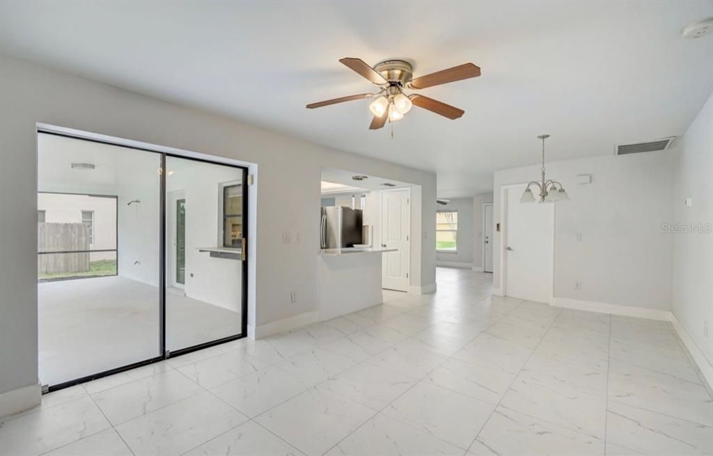 出租: $2,290 (3 贝兹, 2 浴室, 1430 平方英尺)