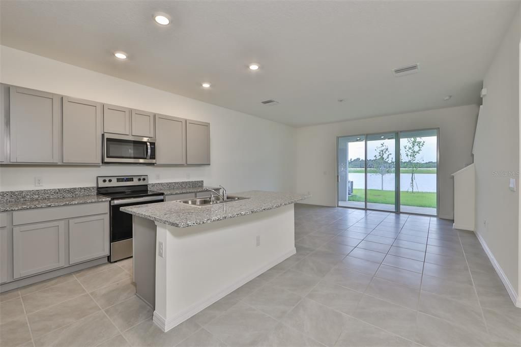 Active With Contract: $2,250 (3 beds, 2 baths, 1707 Square Feet)