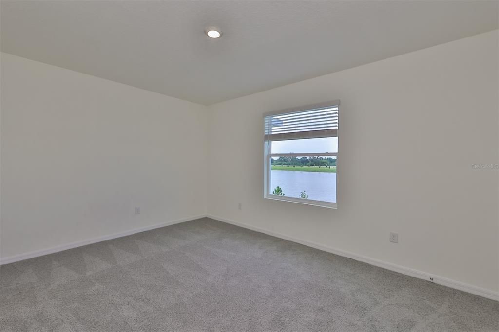 Active With Contract: $2,250 (3 beds, 2 baths, 1707 Square Feet)