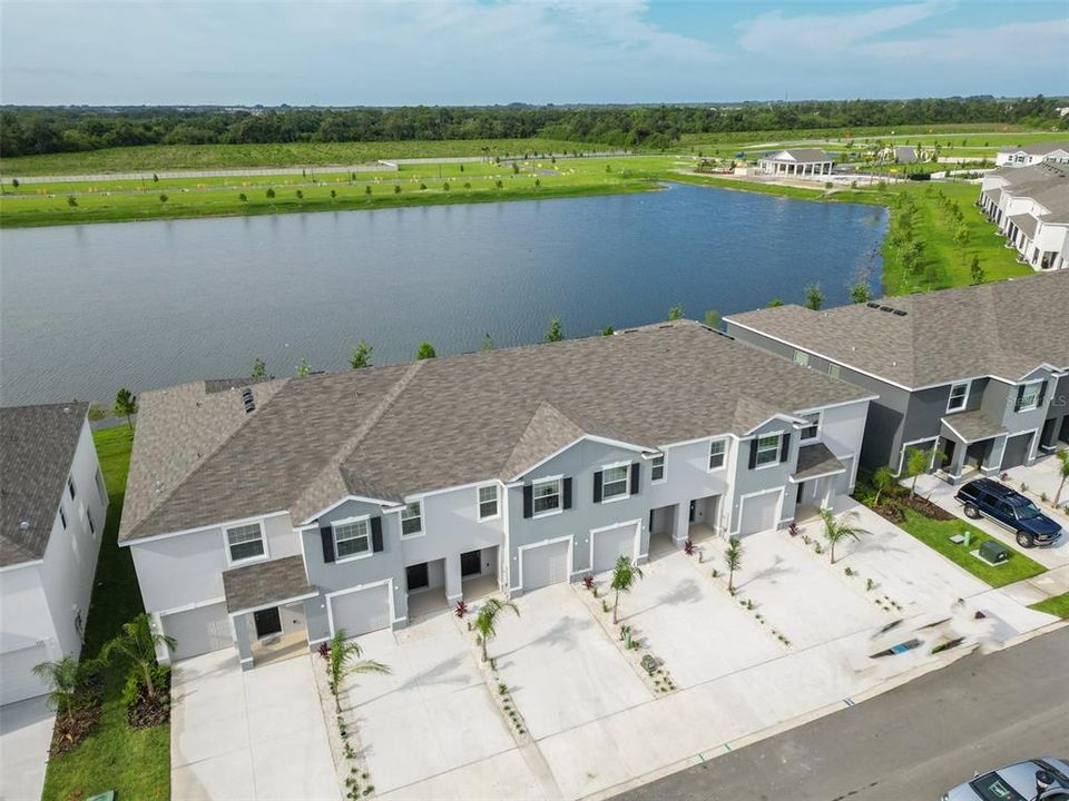 Active With Contract: $2,250 (3 beds, 2 baths, 1707 Square Feet)