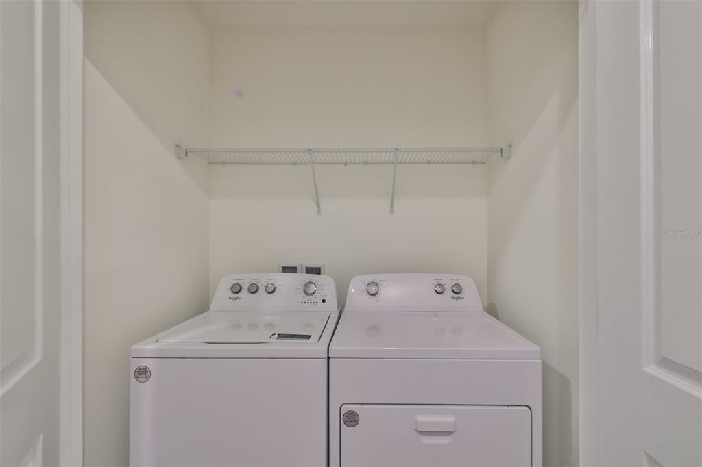 Active With Contract: $2,250 (3 beds, 2 baths, 1707 Square Feet)