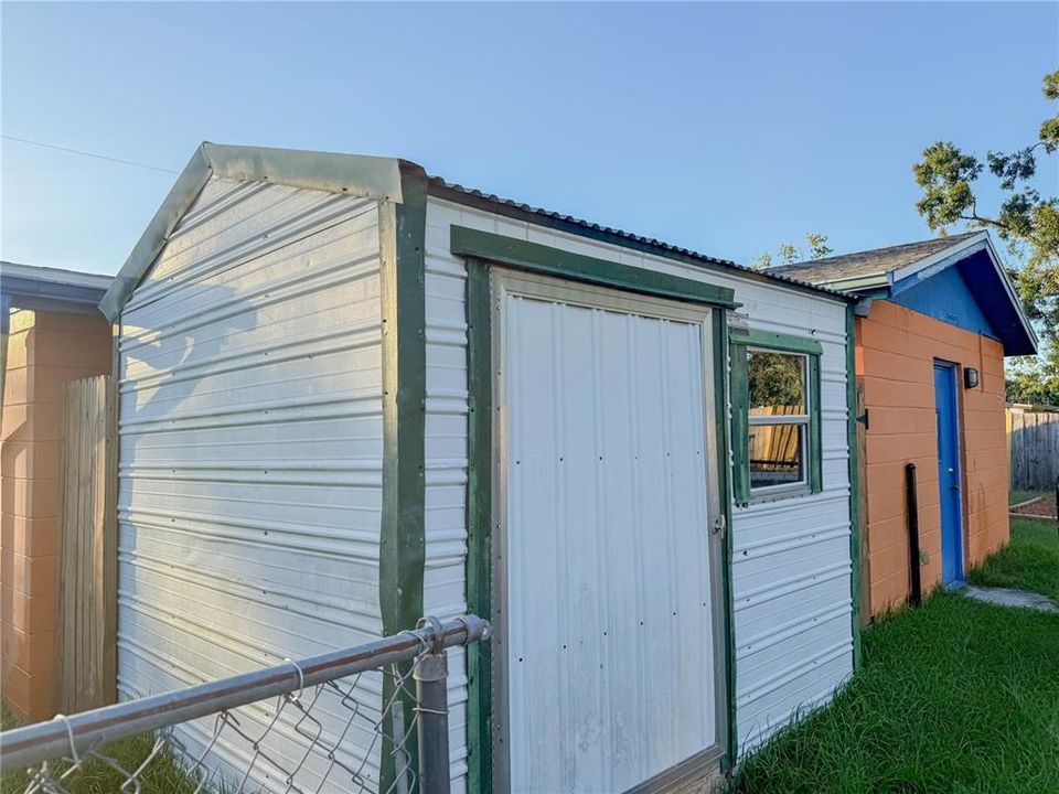 For Sale: $295,000 (0 beds, 0 baths, 1324 Square Feet)