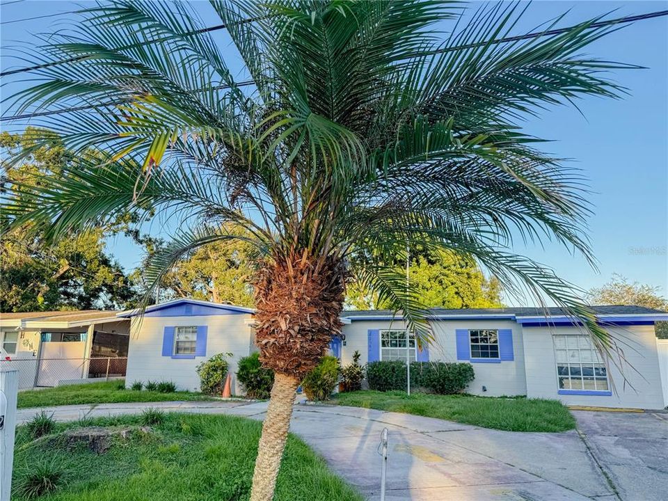 For Sale: $295,000 (0 beds, 0 baths, 1324 Square Feet)