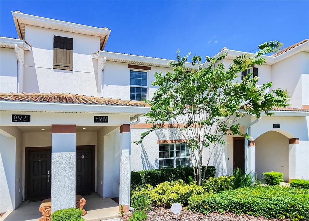 For Rent: $2,800 (4 beds, 3 baths, 1902 Square Feet)