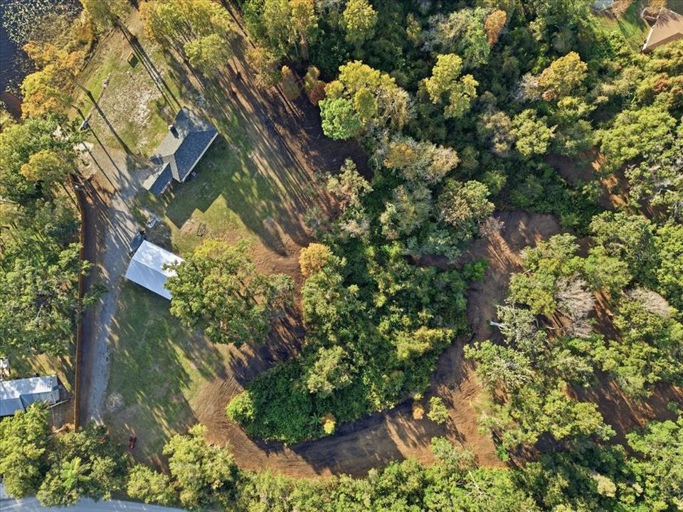 待售: $6,400,000 (7.49 acres)