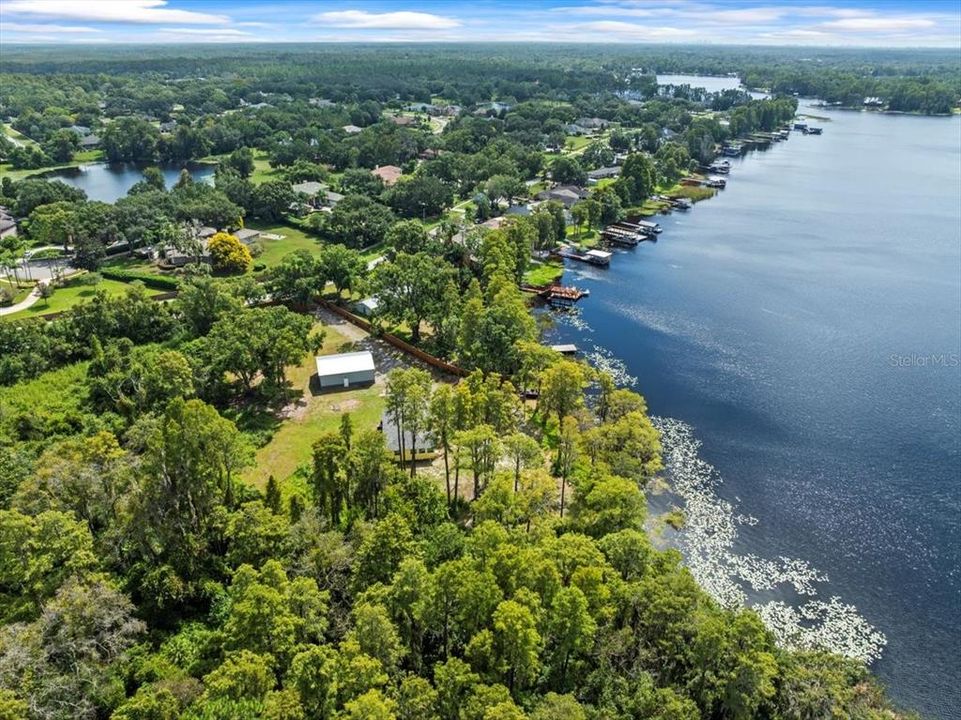 待售: $6,400,000 (7.49 acres)