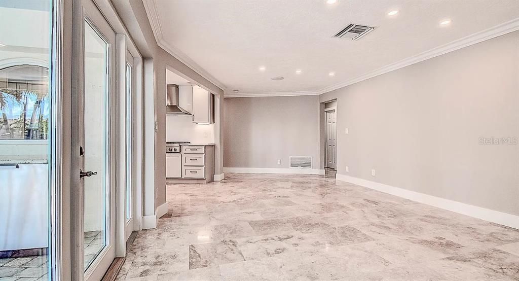 Active With Contract: $1,375,000 (4 beds, 3 baths, 2464 Square Feet)