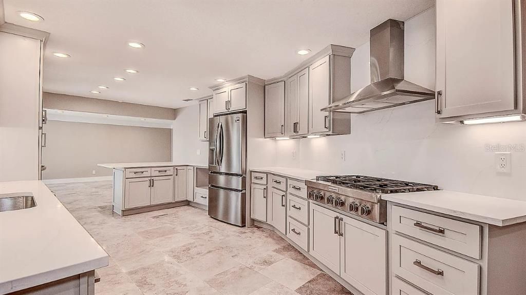 Active With Contract: $1,375,000 (4 beds, 3 baths, 2464 Square Feet)