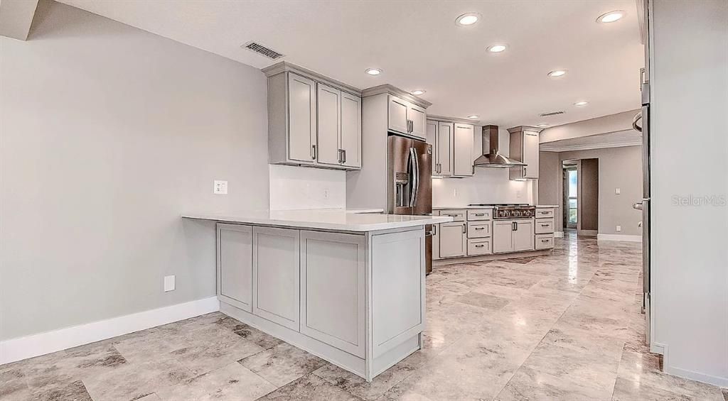 Active With Contract: $1,375,000 (4 beds, 3 baths, 2464 Square Feet)