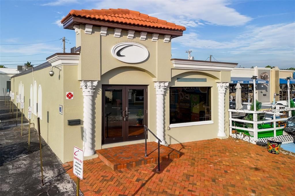 For Sale: $1,050,000 (0 beds, 0 baths, 2325 Square Feet)