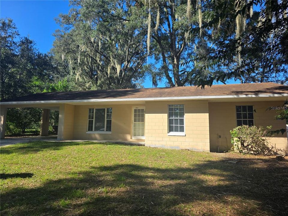 Recently Rented: $1,450 (3 beds, 1 baths, 1111 Square Feet)