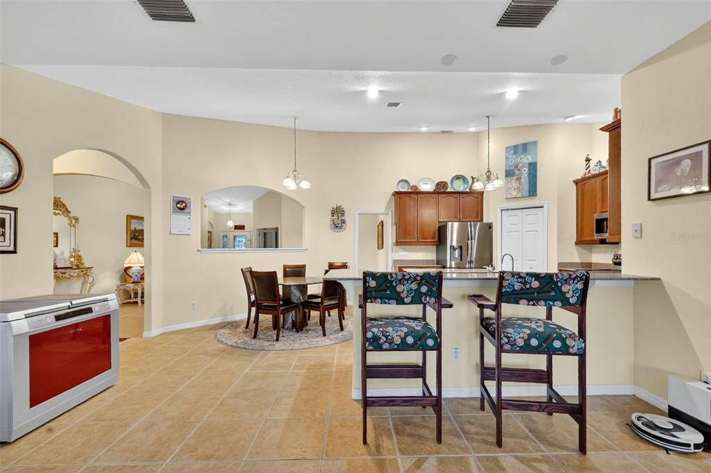 En Venta: $650,000 (4 camas, 3 baños, 3044 Pies cuadrados)