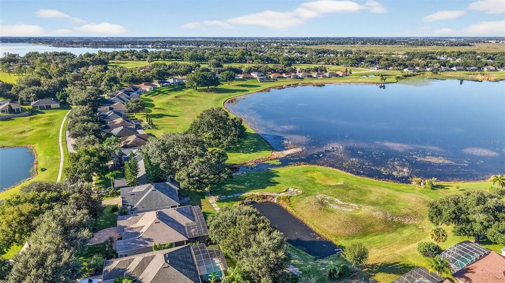 En Venta: $650,000 (4 camas, 3 baños, 3044 Pies cuadrados)