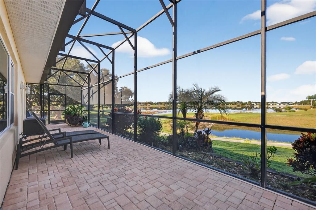 En Venta: $650,000 (4 camas, 3 baños, 3044 Pies cuadrados)