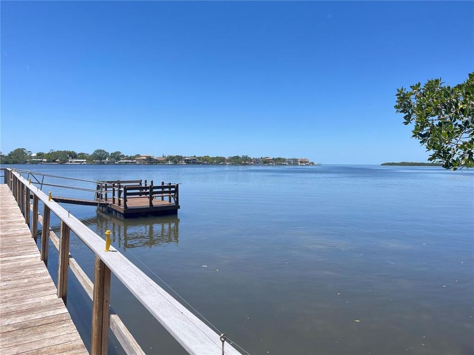 For Sale: $109,000 (1 beds, 1 baths, 852 Square Feet)