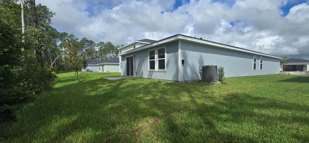 For Sale: $314,990 (4 beds, 2 baths, 1607 Square Feet)