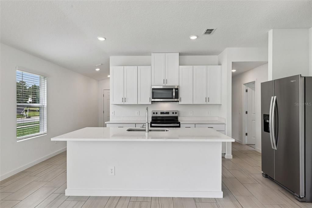 For Sale: $314,990 (4 beds, 2 baths, 1607 Square Feet)