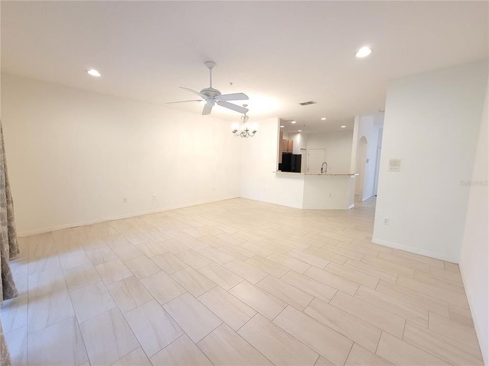 For Rent: $2,500 (2 beds, 2 baths, 1524 Square Feet)