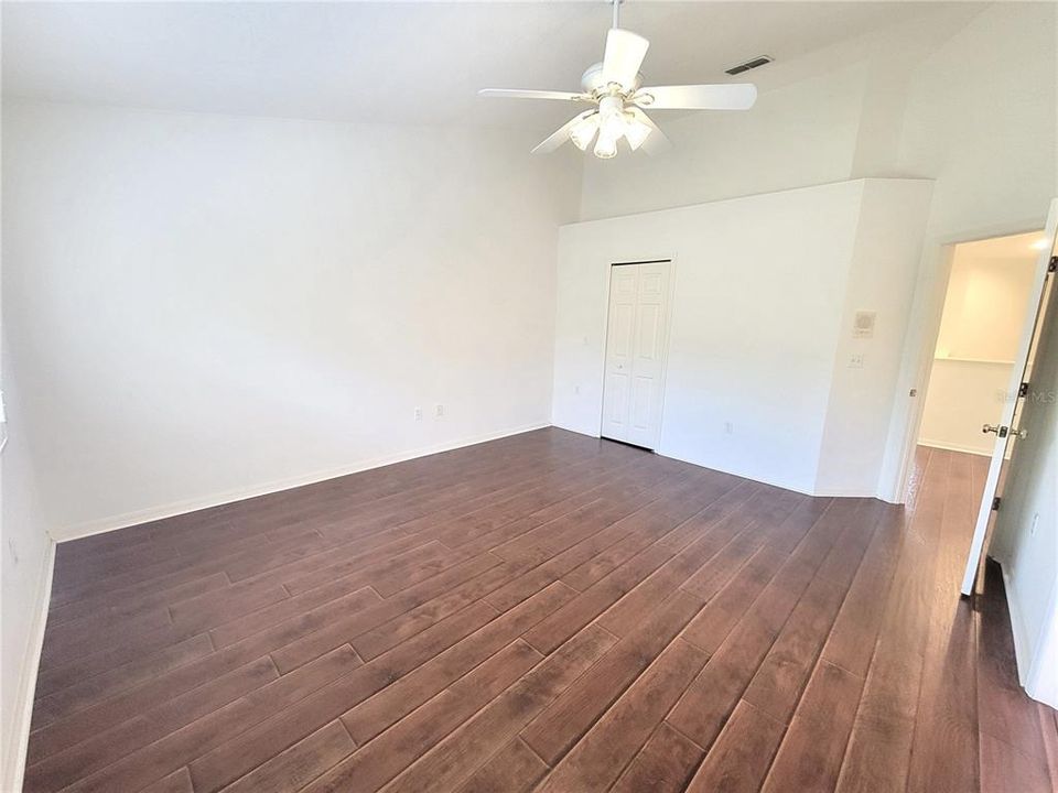 For Rent: $2,500 (2 beds, 2 baths, 1524 Square Feet)