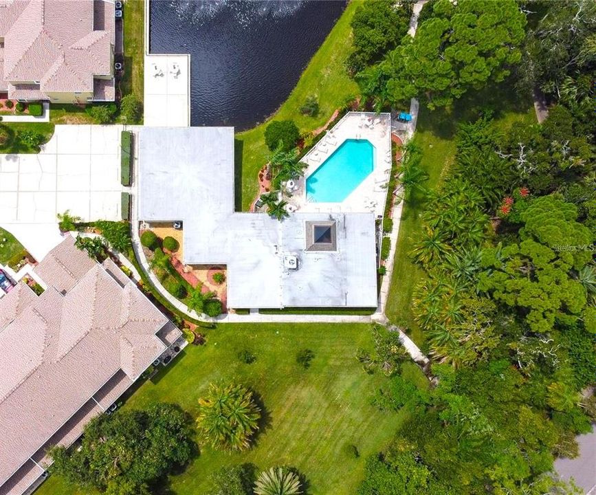 For Rent: $2,500 (2 beds, 2 baths, 1524 Square Feet)