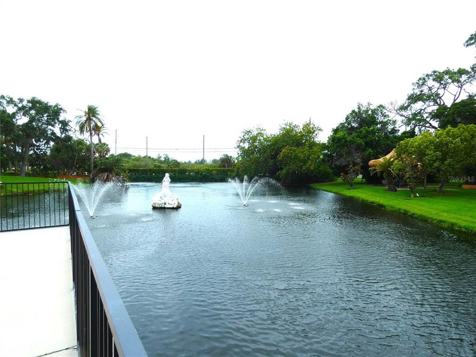 For Rent: $2,500 (2 beds, 2 baths, 1524 Square Feet)