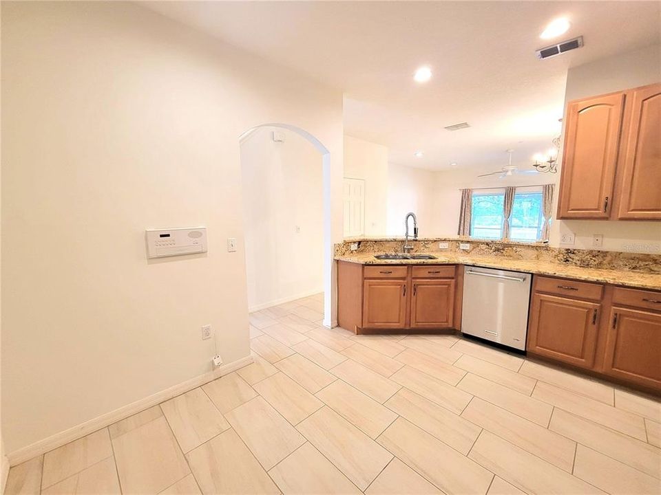 For Rent: $2,500 (2 beds, 2 baths, 1524 Square Feet)