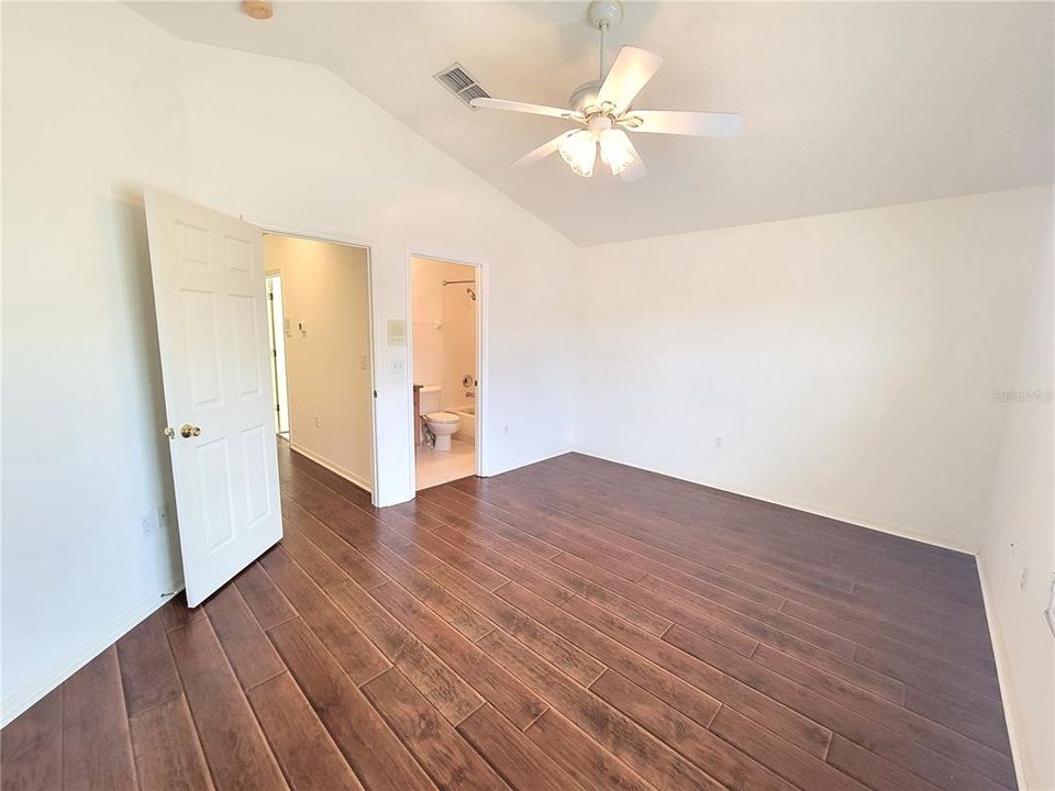 For Rent: $2,500 (2 beds, 2 baths, 1524 Square Feet)