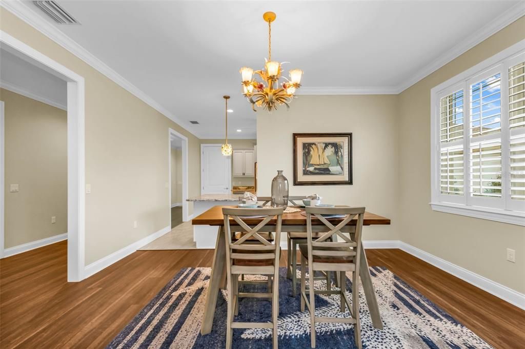 Active With Contract: $400,000 (3 beds, 3 baths, 2493 Square Feet)