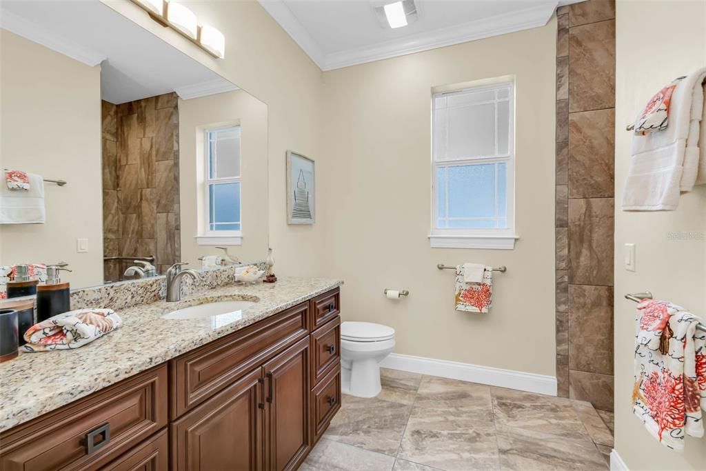 Active With Contract: $400,000 (3 beds, 3 baths, 2493 Square Feet)