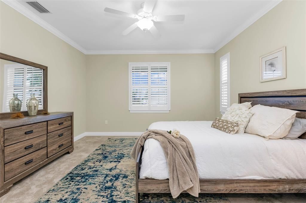 Active With Contract: $400,000 (3 beds, 3 baths, 2493 Square Feet)