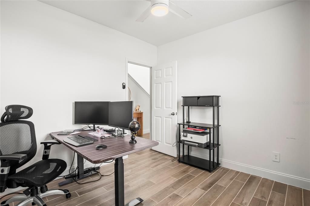 En Venta: $509,900 (5 camas, 3 baños, 2631 Pies cuadrados)