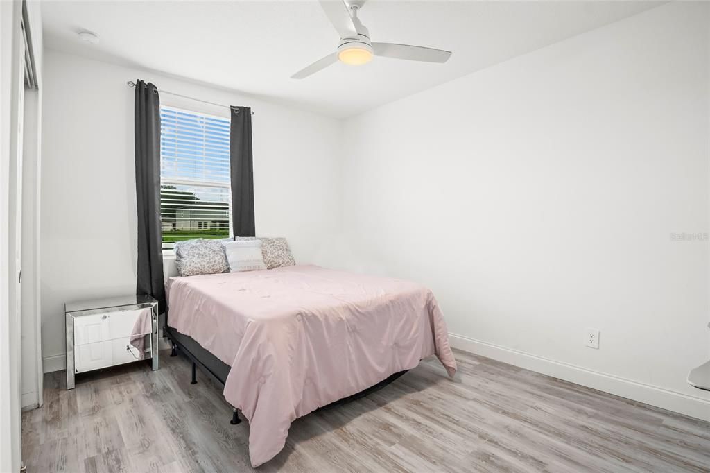 En Venta: $509,900 (5 camas, 3 baños, 2631 Pies cuadrados)