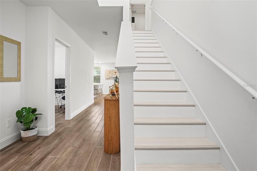 En Venta: $509,900 (5 camas, 3 baños, 2631 Pies cuadrados)