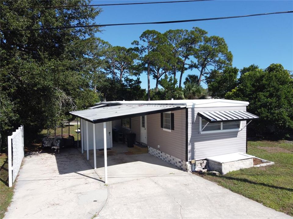 На продажу: $145,900 (3 спален, 2 ванн, 944 Квадратных фут)