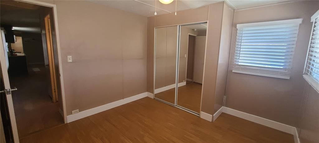 На продажу: $145,900 (3 спален, 2 ванн, 944 Квадратных фут)