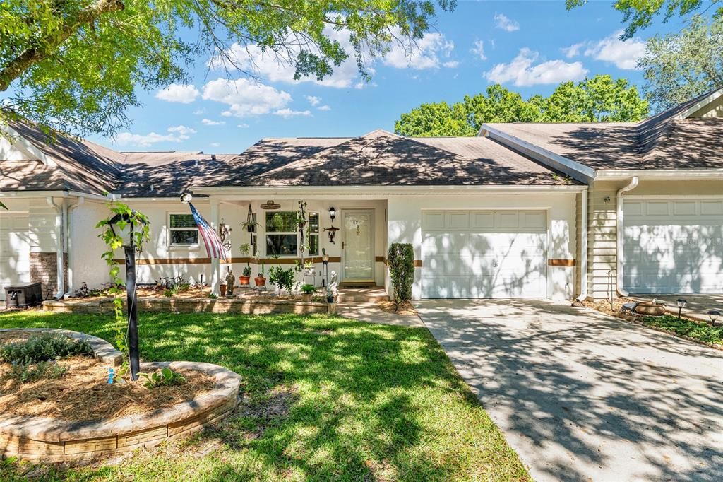 For Sale: $130,000 (2 beds, 2 baths, 1096 Square Feet)